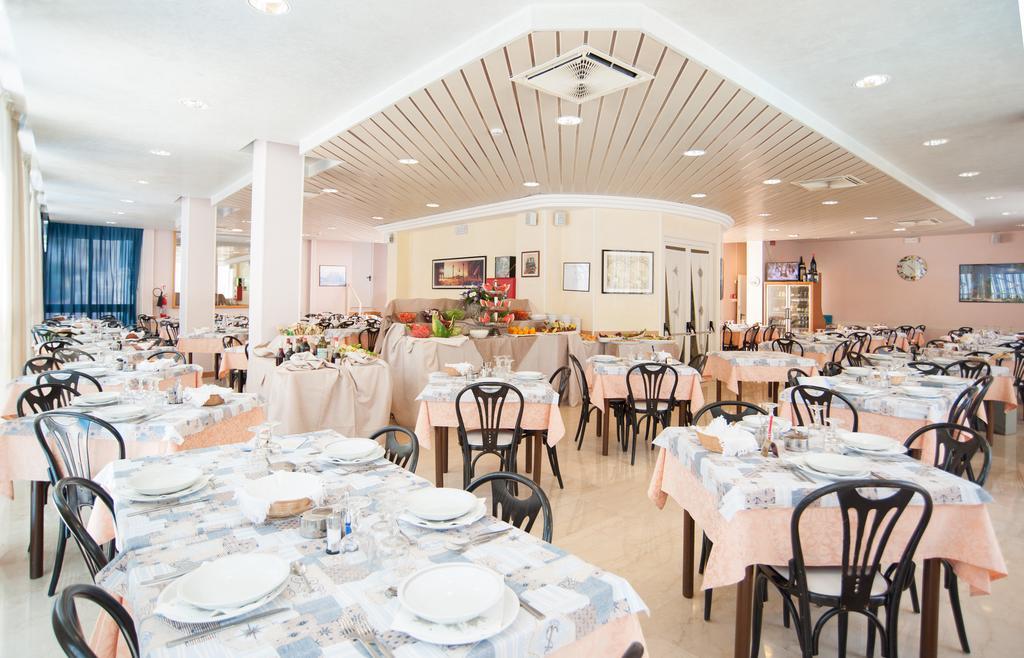 Hotel Bagli Римини Экстерьер фото
